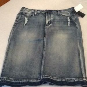 Denim skirt